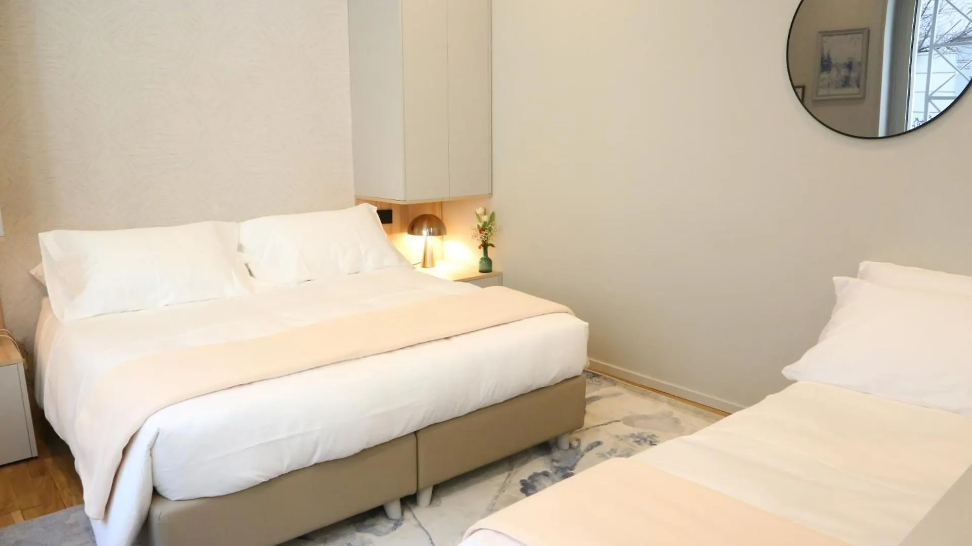 Meyland Suites Centro ミラノ アパート